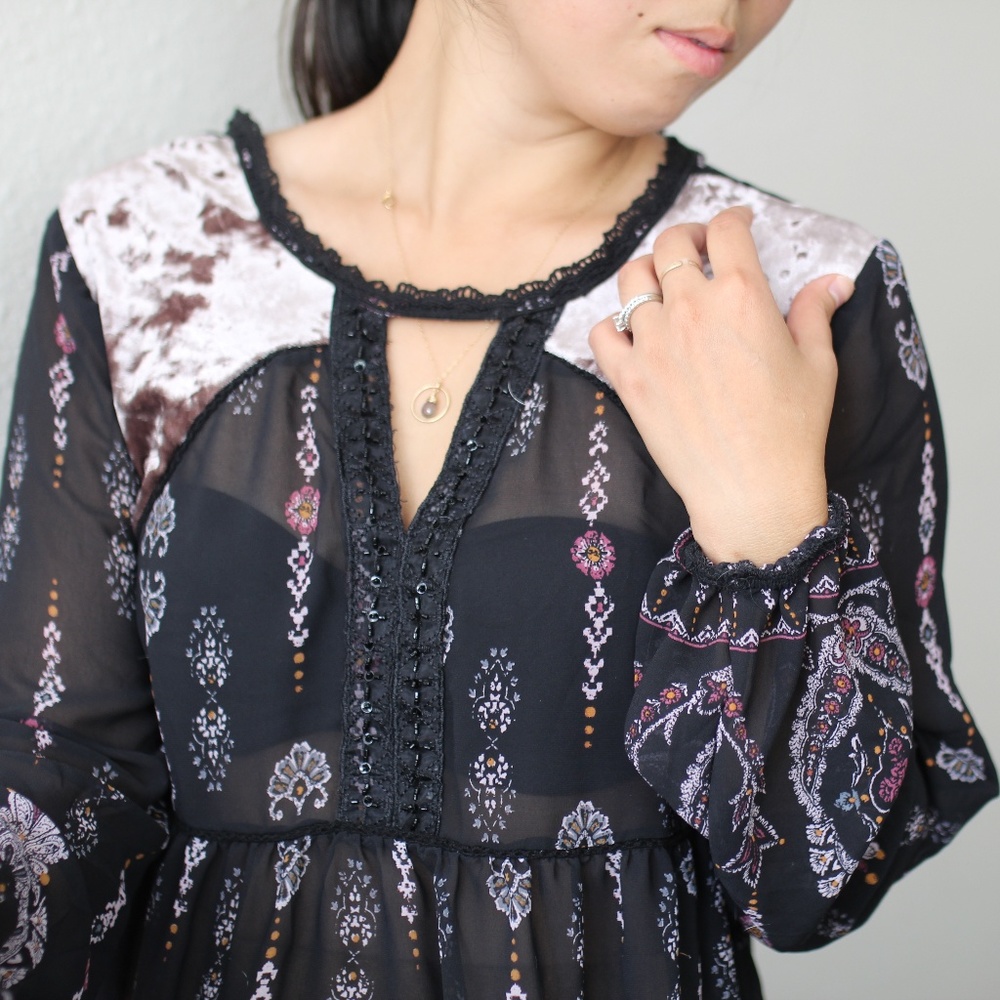 Knox Rose Beaded Peasant Blouse